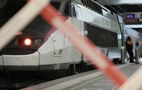 パリ五輪　フランス高速鉄道TGVで放火　なでしこジャパンが足止め、代替交通機関で移動